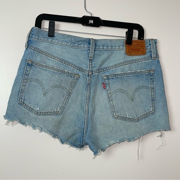 Levi’s Premium 501 High Rise Cut-Off Denim Shorts – Distressed with Colorful But - Picture 2 of 8